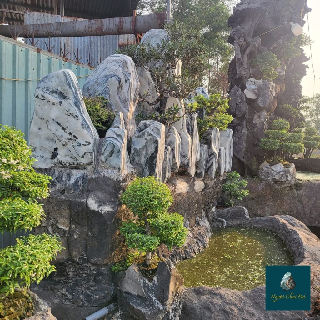 Instagram post from nguoichoidacaocap. This post is in position 1.