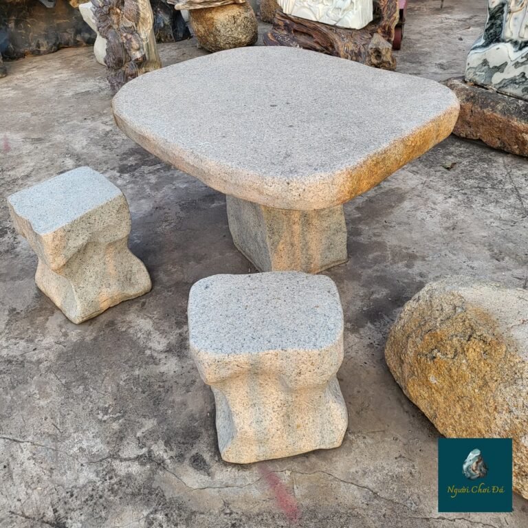Instagram post from nguoichoidacaocap. This post is in position 29.